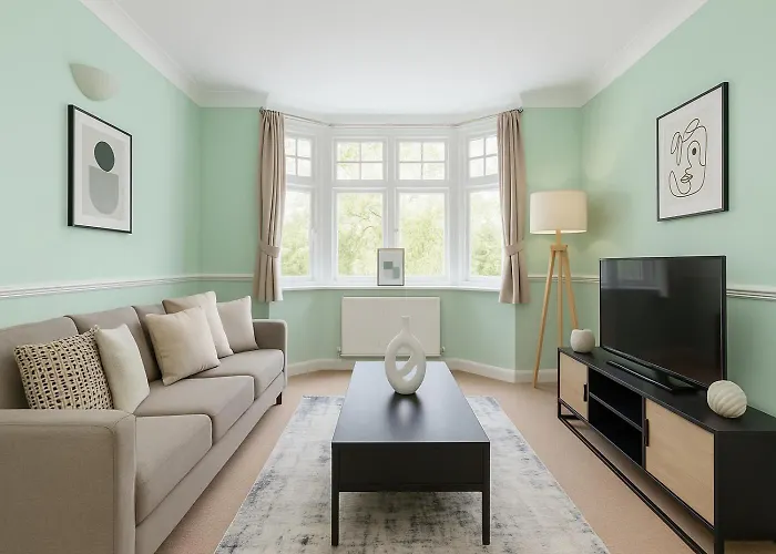 2 Bed Apartment In Brockley