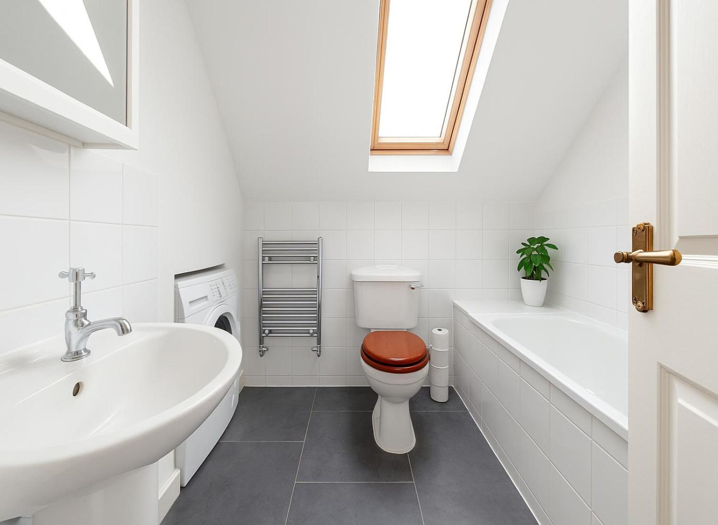 2 Bed In Brockley Apartment London